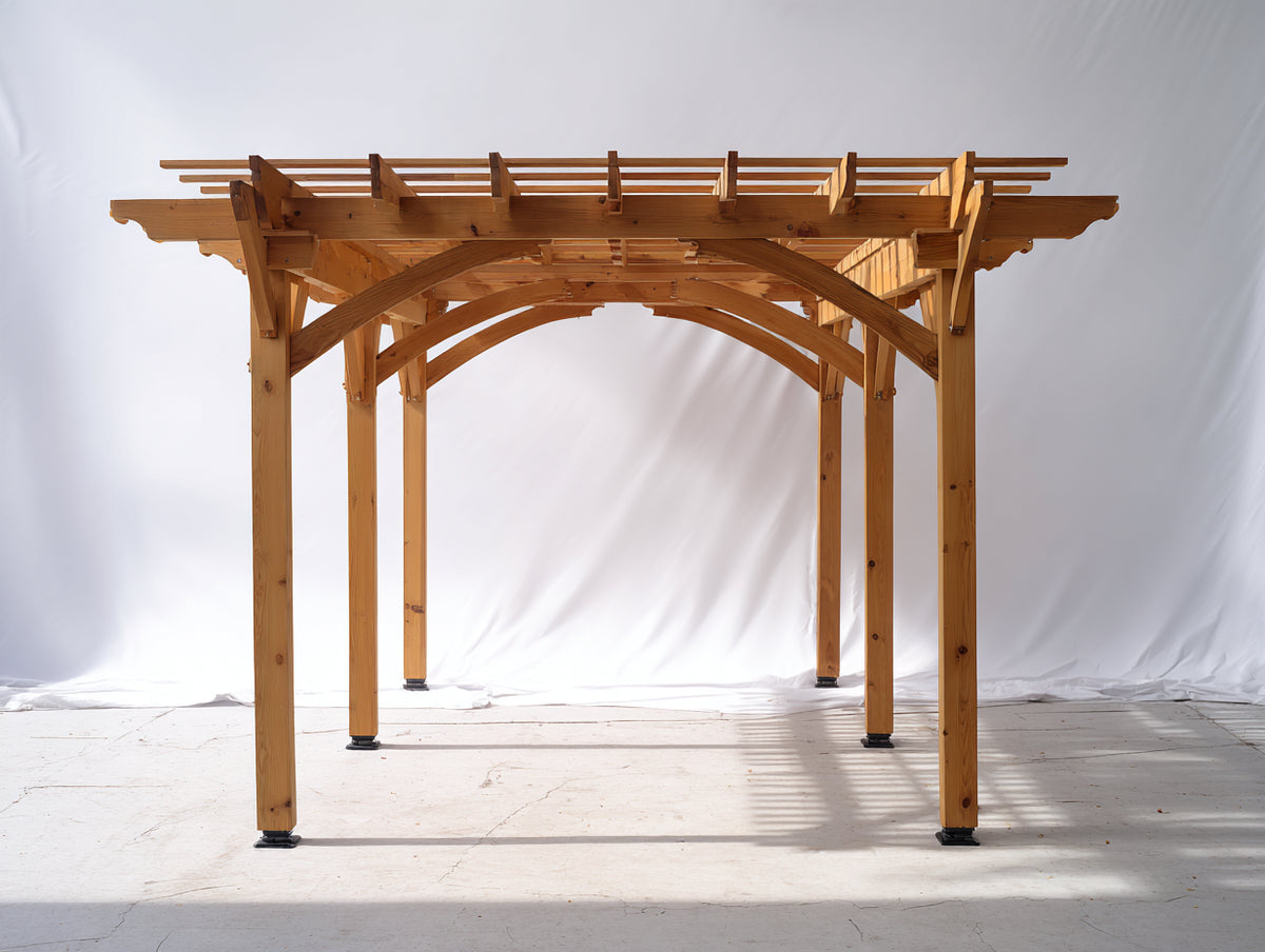 Pavillon aus Holz 400 x 300 x 250 cm - Naturholz - Pergola-Design mit offener Lamellenkonstruktion und geschwungenen Streben